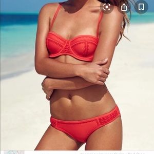 TRIANGL Bikini XS Red Crochet